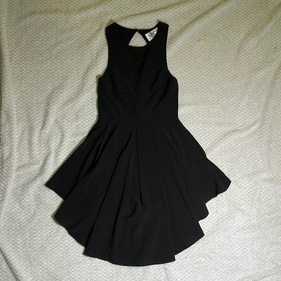 XENIA BOUTIQUE - Size 6 UK (XS) Black Cutout Detail Dress - Picture 2 of 3